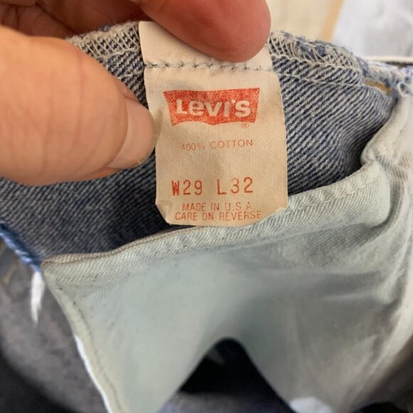 Levi's 501 Vintage Cut Off Jean Shorts Blue Acid Wash Raw Frayed Hem - Picture 5 of 6